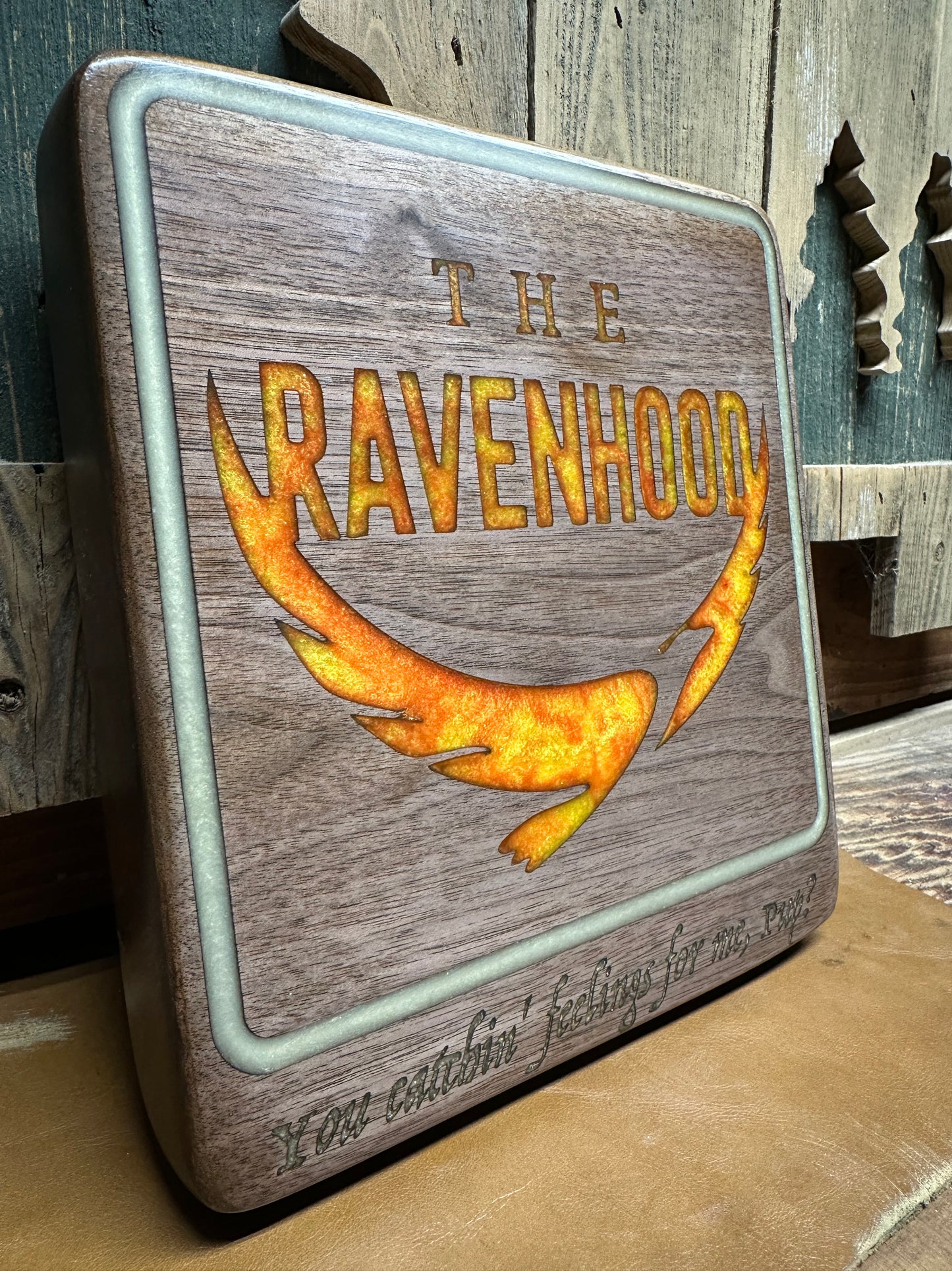 Sunny days - Ravenhood Super fan plaque